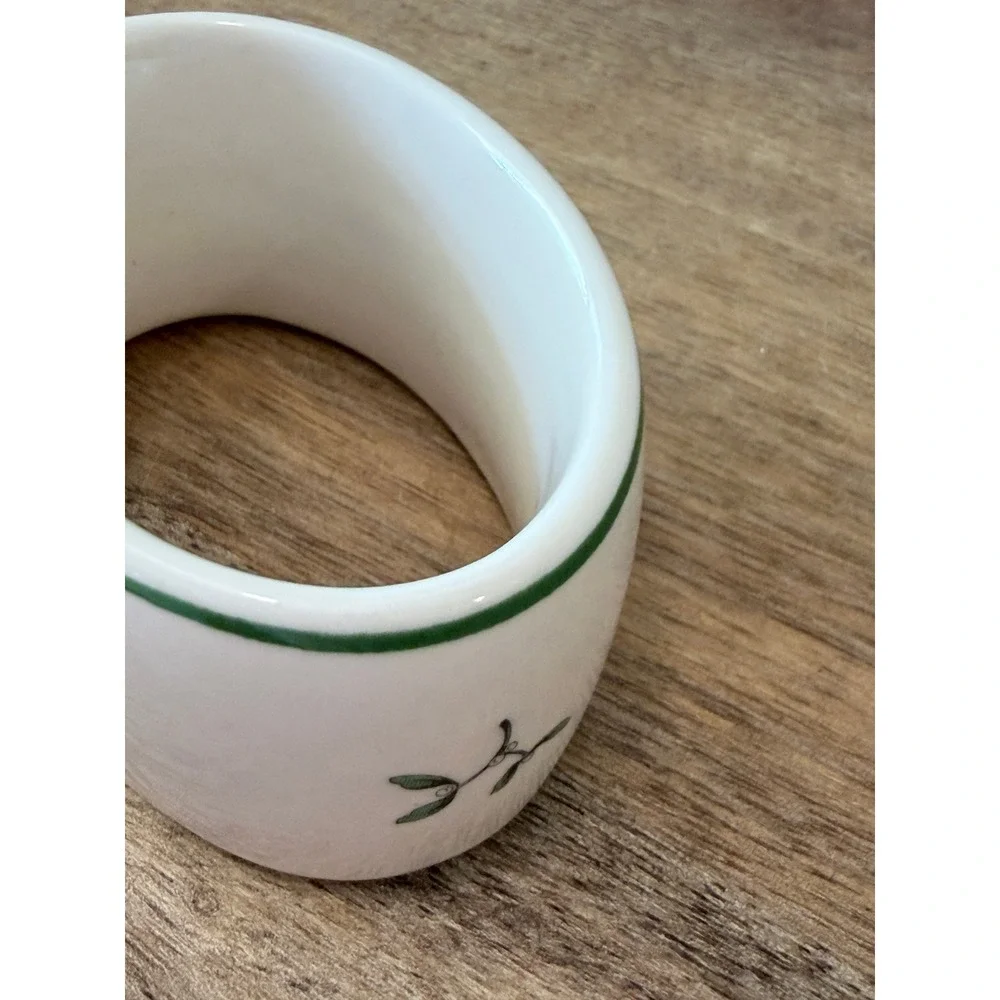 Spode Christmas Tree Napkin Ring Ceramic Oval Holiday Decor
